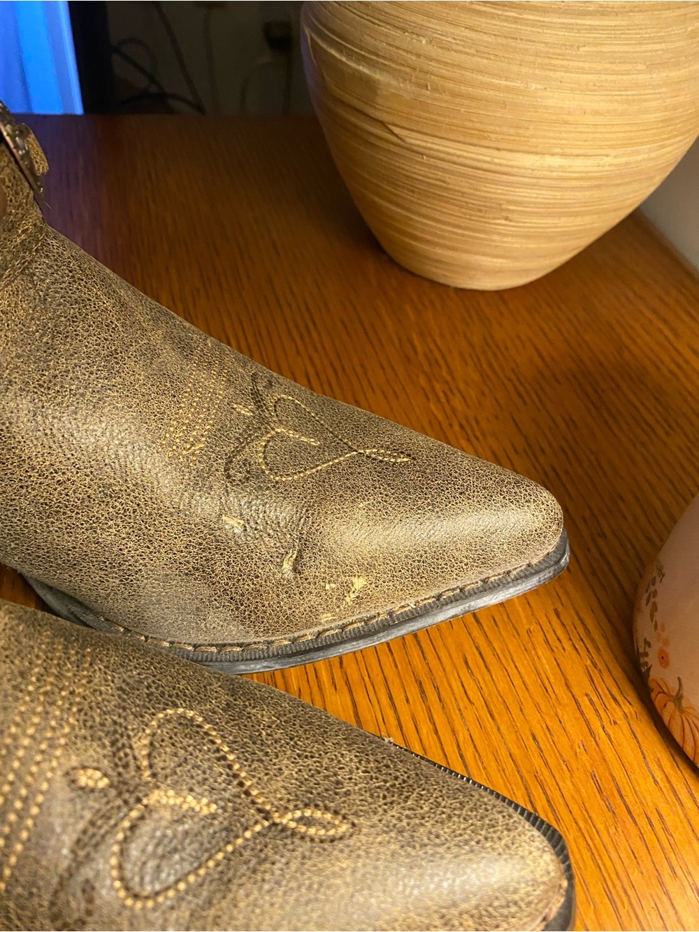 NWOT- Boot Barn Brown Embroidered Cowgirl Boots - Picture 7 of 8